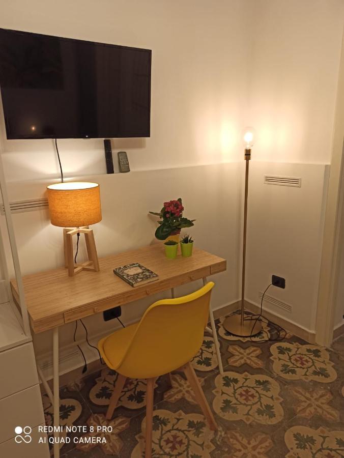 Appartamento Con Cortile A 30 Mt. Dal Mare Bari Exteriör bild